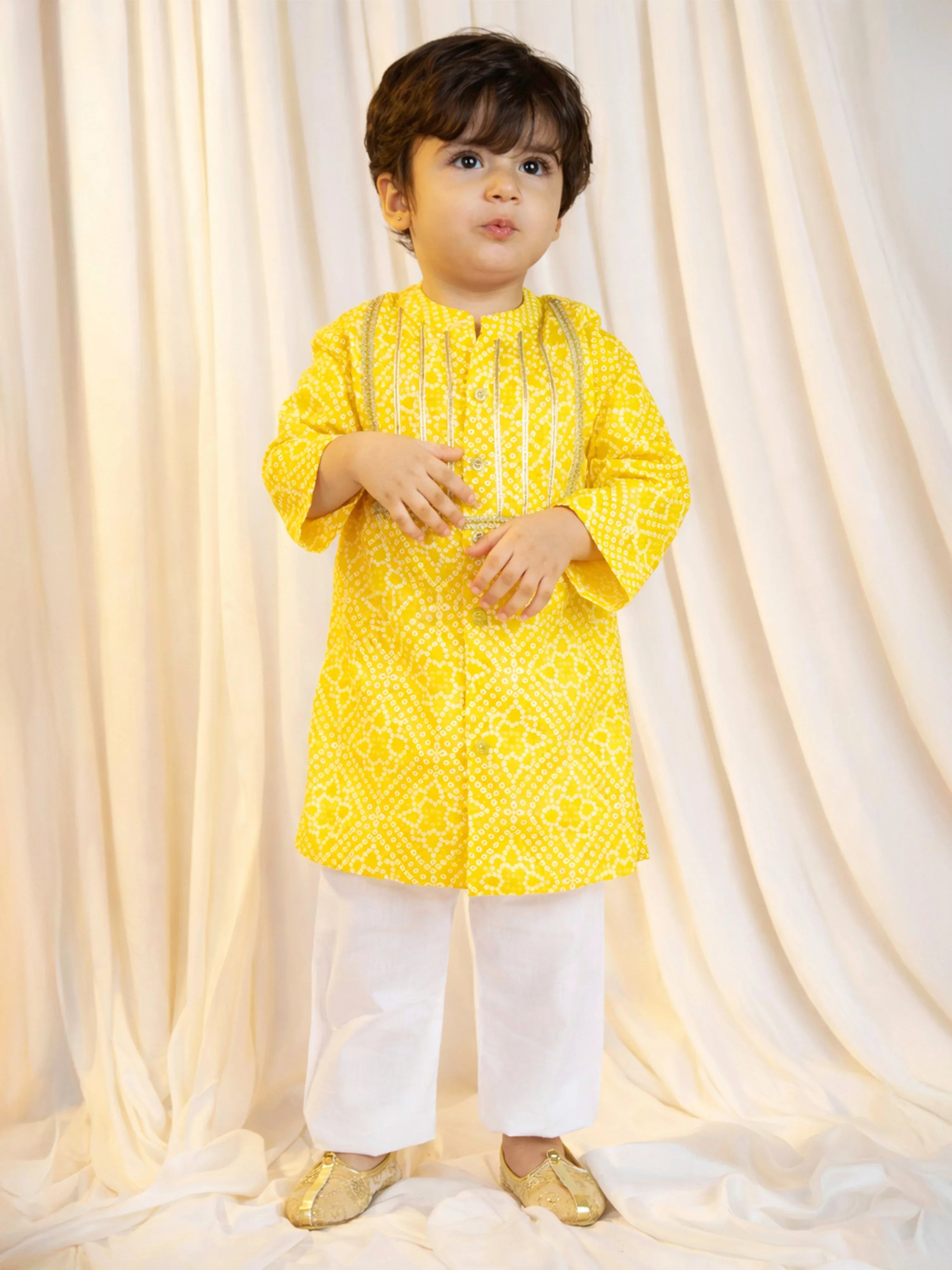 Boys Yellow Cotton Bandhani Kurta with White Pyjama Set Digital Print