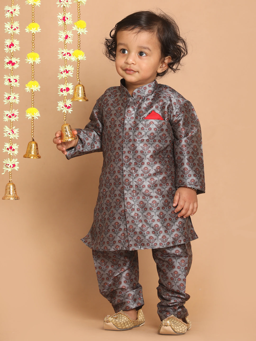 VASTRAMAY Boy's Grey Floral Printed Kurta And Pyjama Set