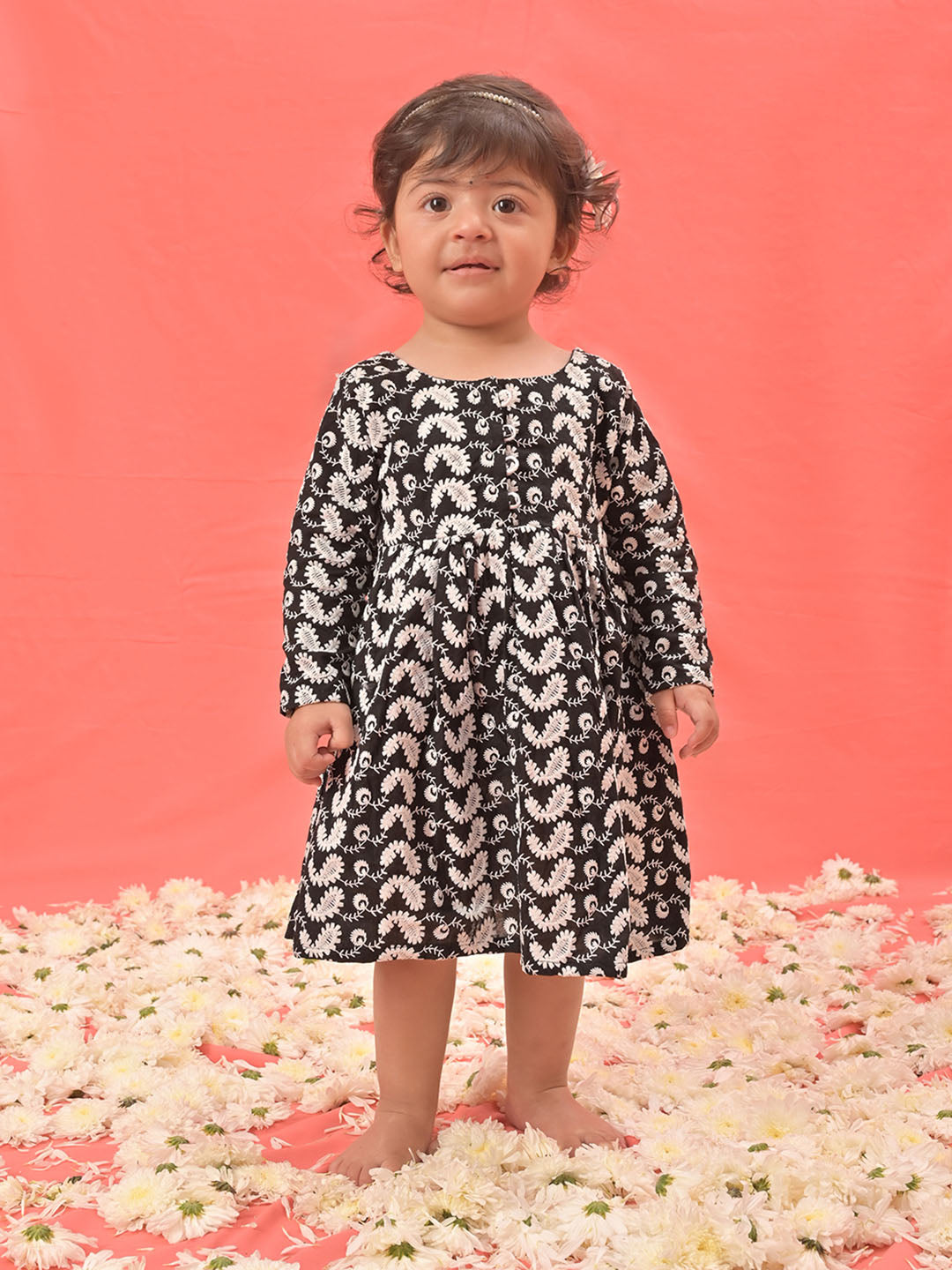 VASTRAMAY Girl's Black Chikankari Cotton Kurta