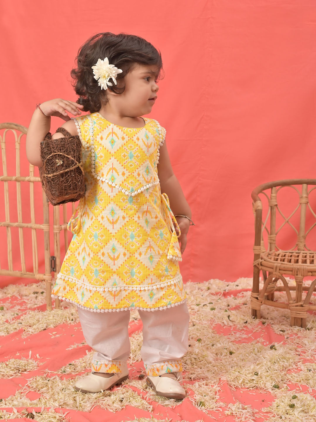 VASTRAMAY Girls Yellow Ikaat print A-Line Kurta Pyjama Set