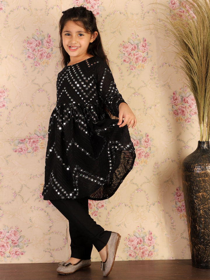 VASTRAMAY Girl's Black Mirror Kurta Pyjama Set