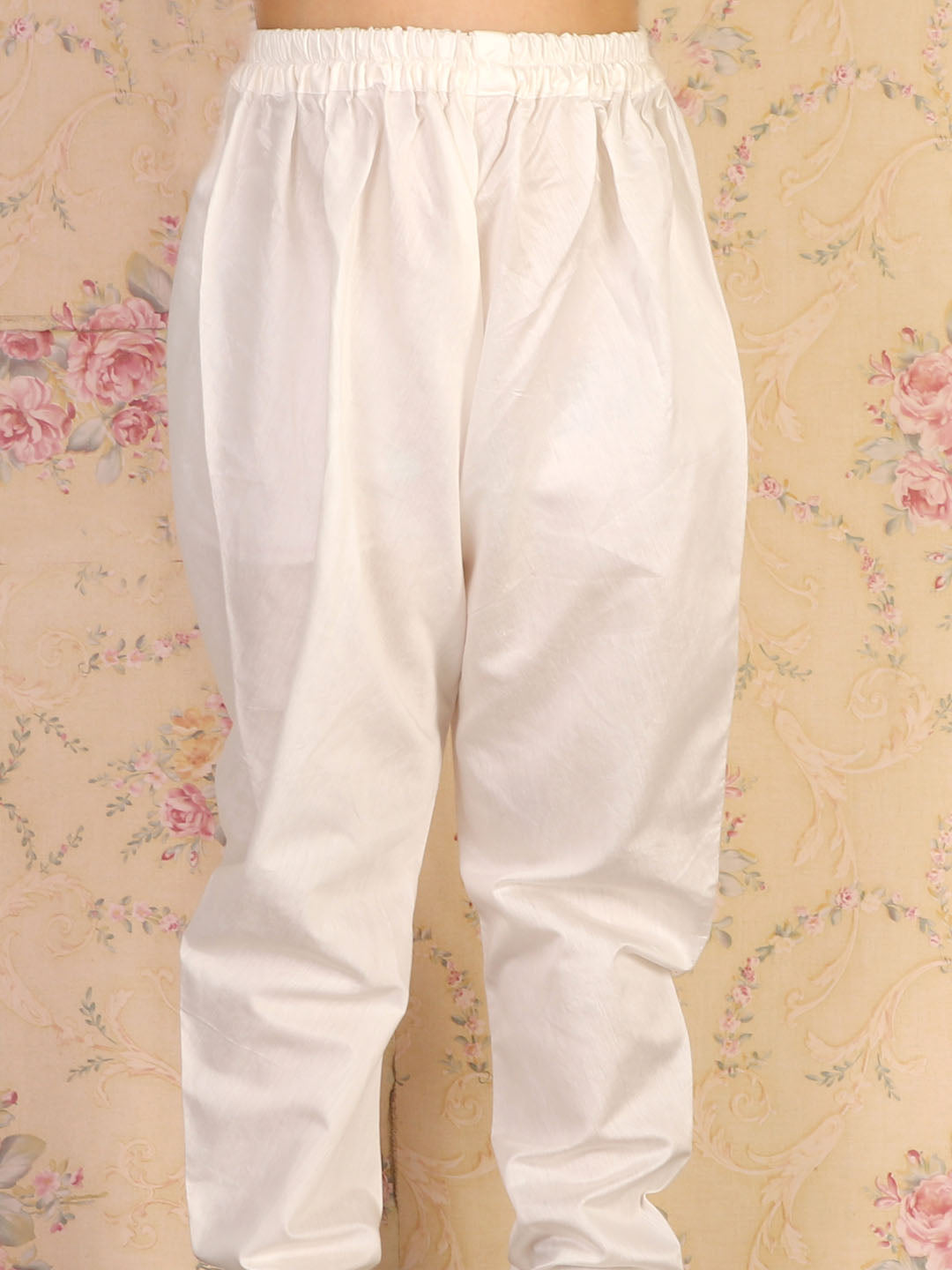 VASTRAMAY Girl's White Mirror Kurta Pyjama Set