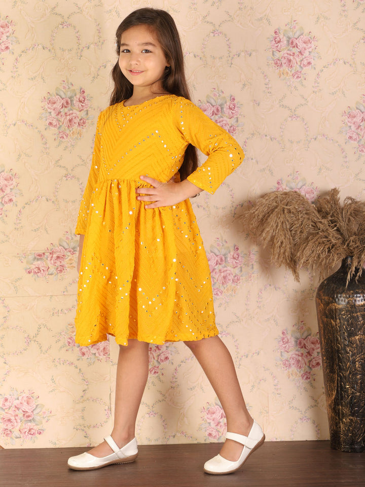 VASTRAMAY Girl's Yellow Mirror Kurta