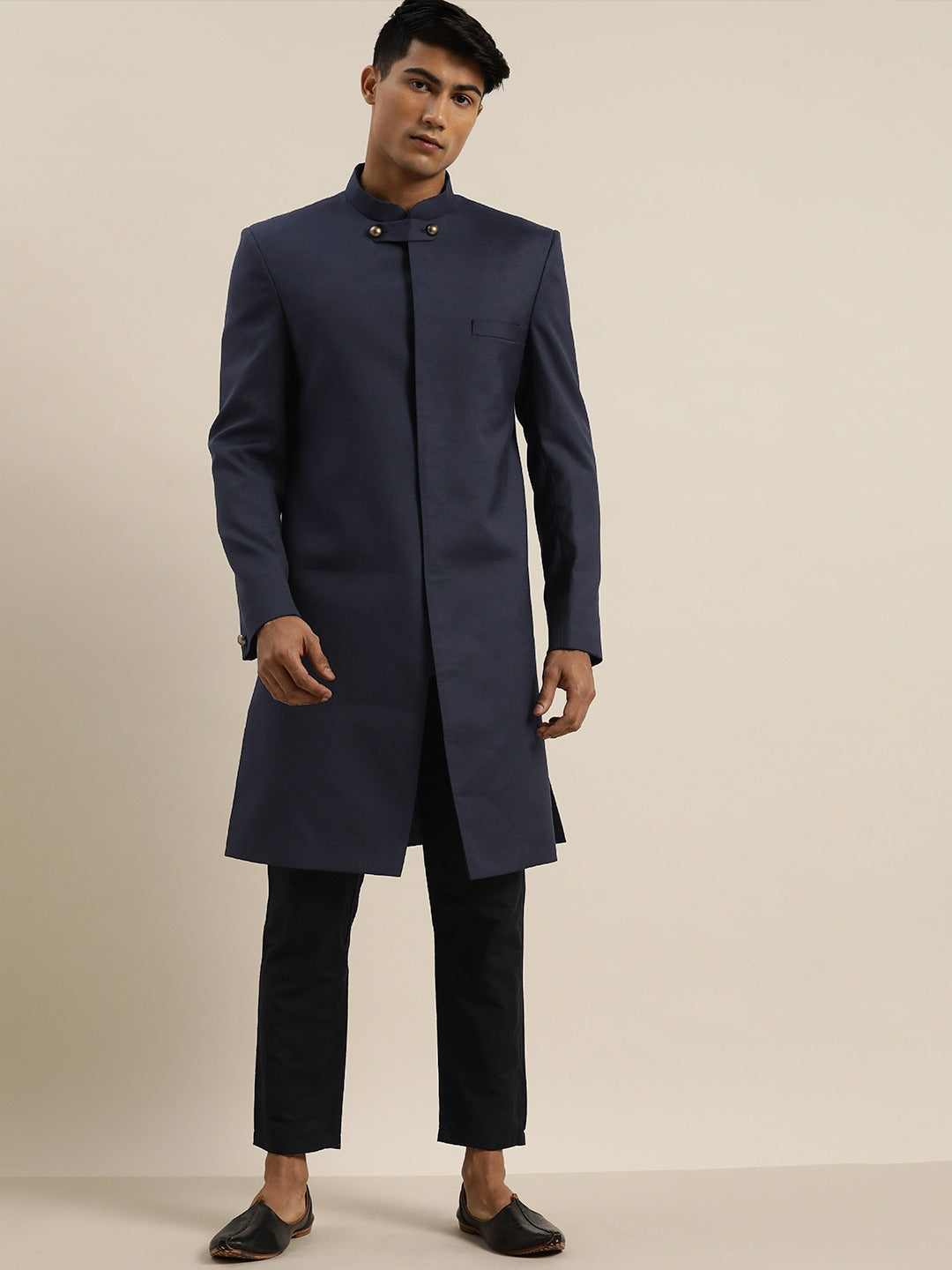 Vastramay Men's Navy Blue & Black Solid Bandhgala Indo Set