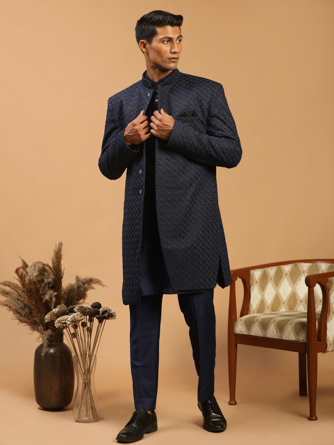 SHRESTHA By VASTRAMAY Men's Navy Blue Jacquard Sherwani And Kurta Pant Set