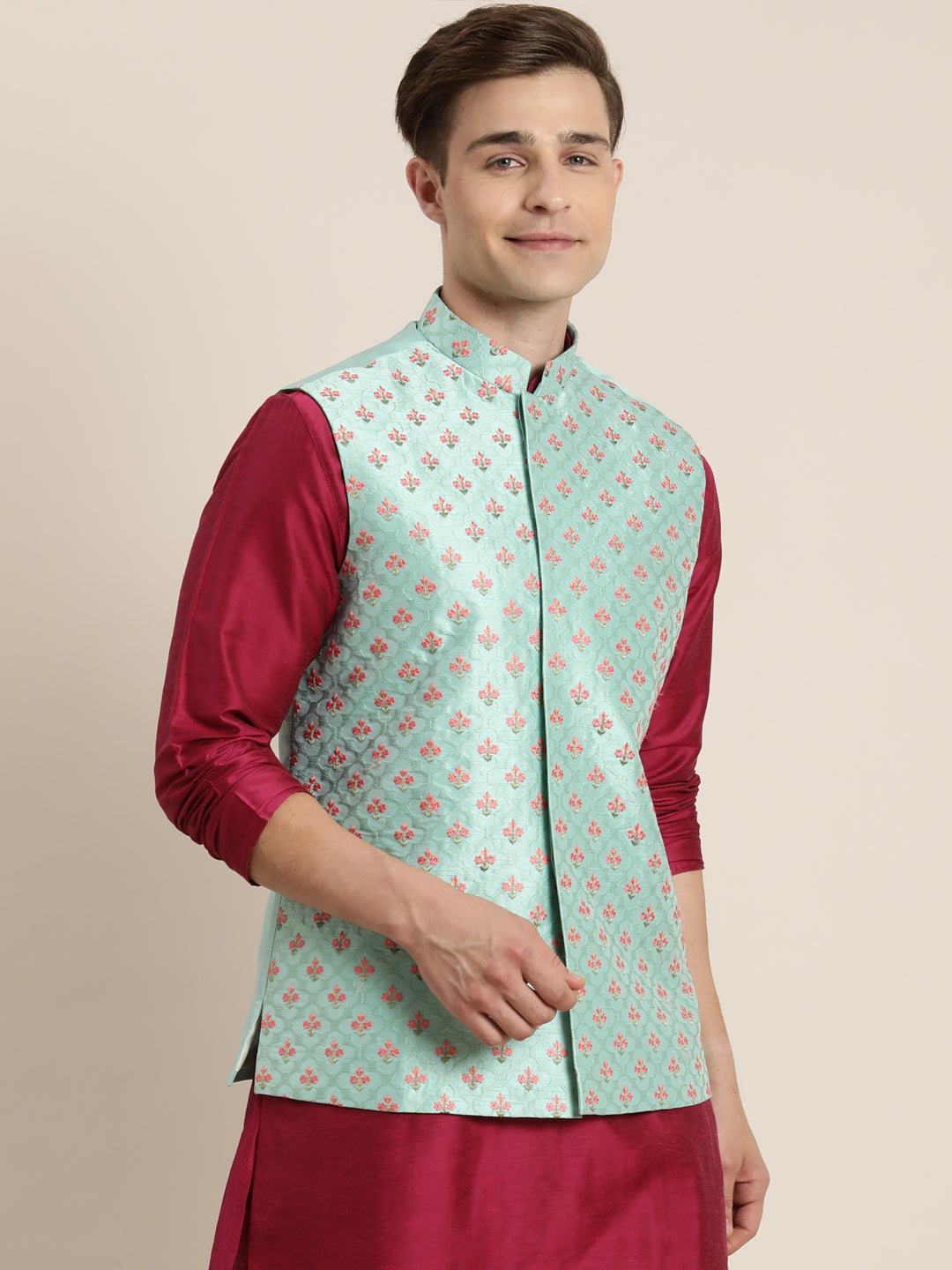 Vastramay Men's Green Embroidered Ethnic Jacket