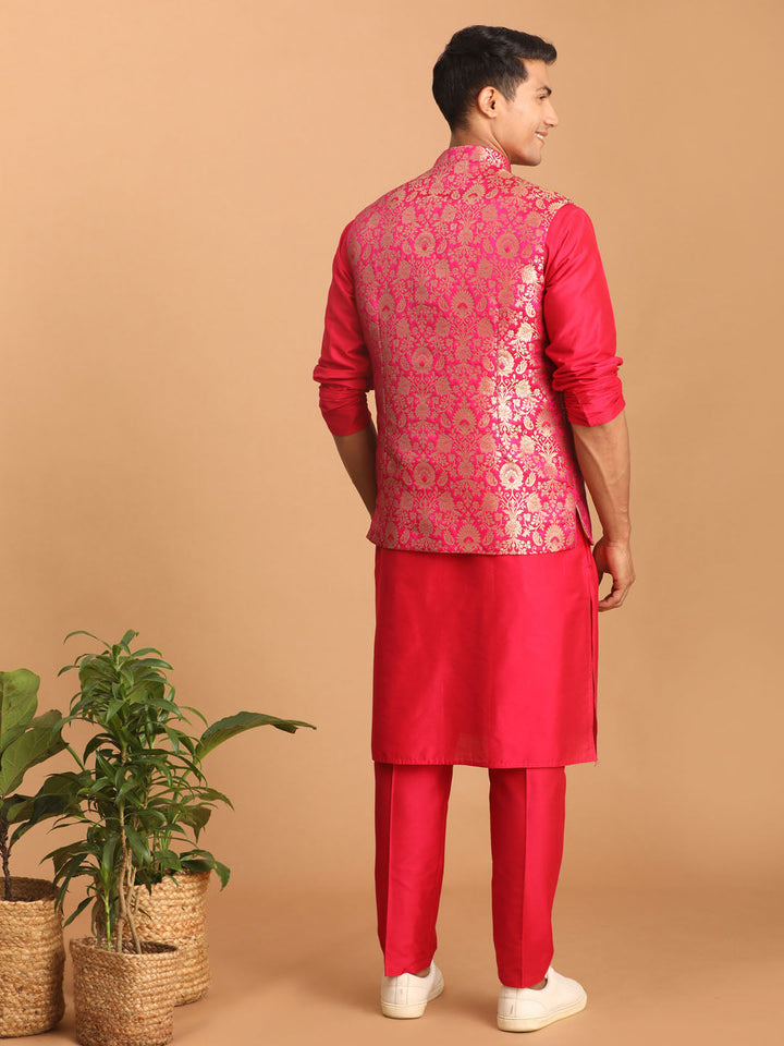 Vastramay Men's Pink Jacquard jacket With Solid Kurta And Pant Style Pyjama Set