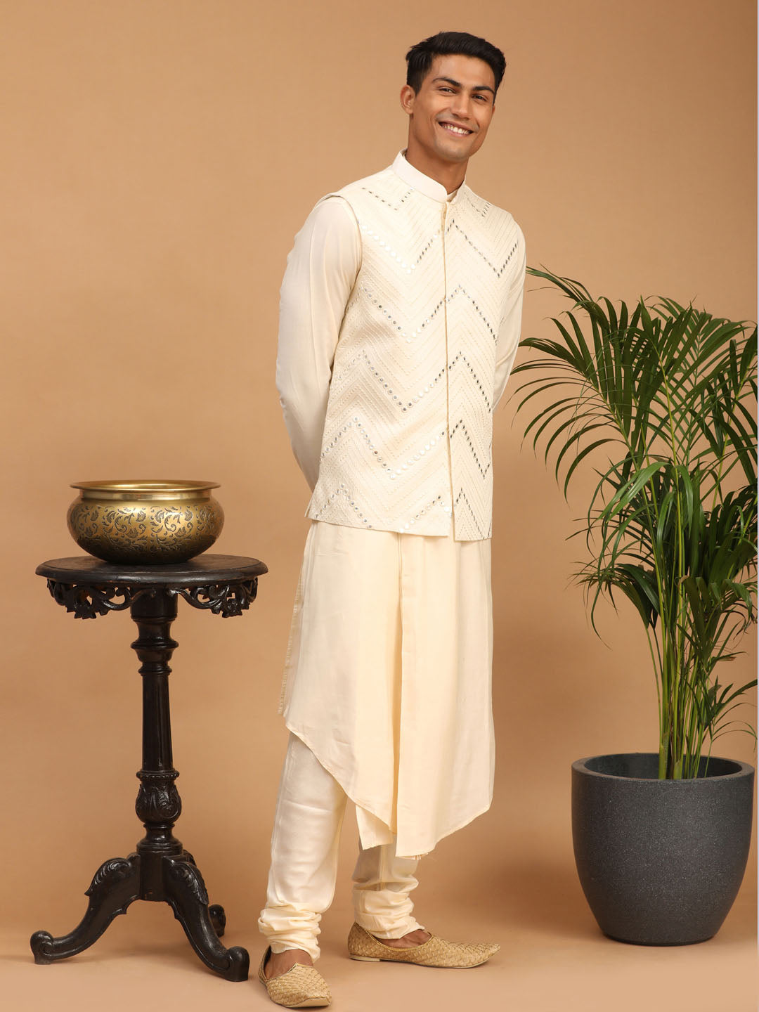 Vastramay Men's Cream Mirror Jacket With Pleated Kurta Pyjama Set