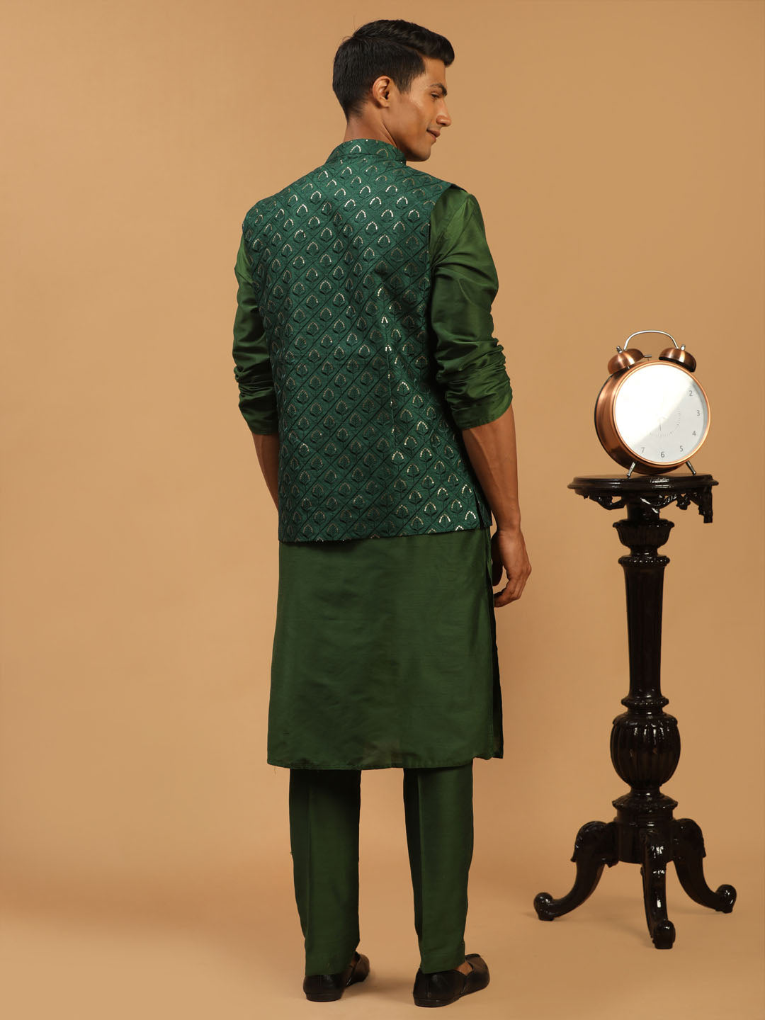 Vastramay Men's Green Embellished Jacket And Green Kurta And Pant Set