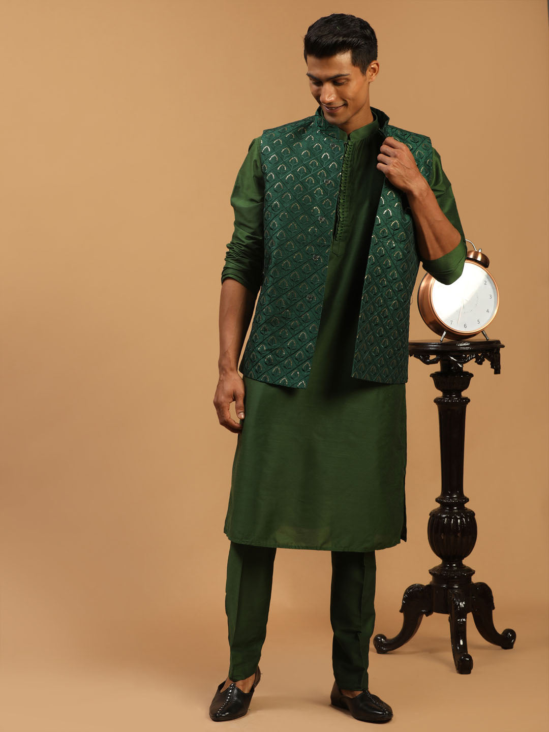 Vastramay Men's Green Embellished Jacket And Green Kurta And Pant Set