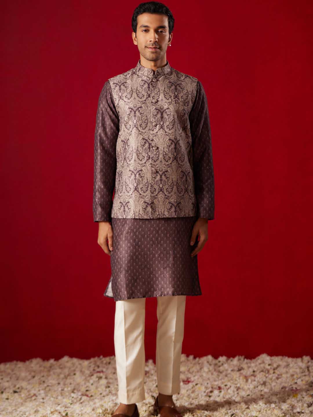  Elegant Vastramay Men's Silk Blend Ethnic Jacket with Intricate Embroidery, Ideal for Cultural Celebrations and Special Events