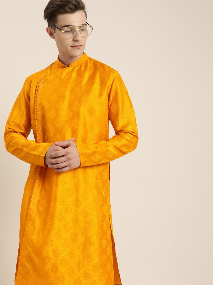 SHRESTHA BY VASTRAMAY Men Yellow  Angrakha Kurta