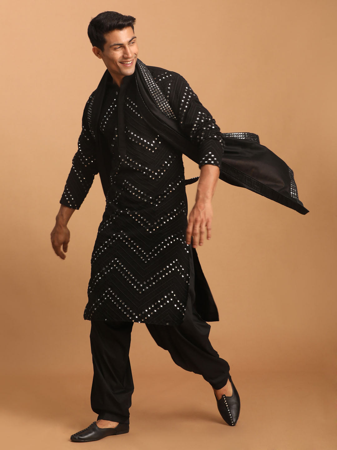 Vastramay Men's Black Mirror Kurta Patiala And Dupatta Set