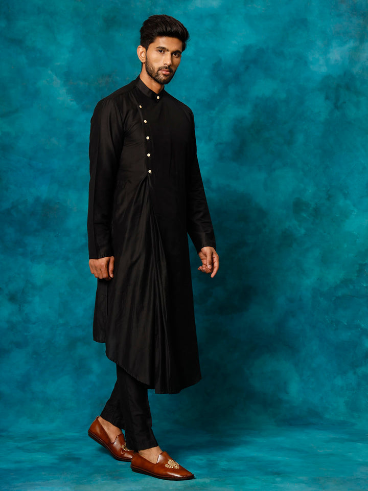 SHRESTHA By VASTRAMAY Men's Black Pleated Kurta