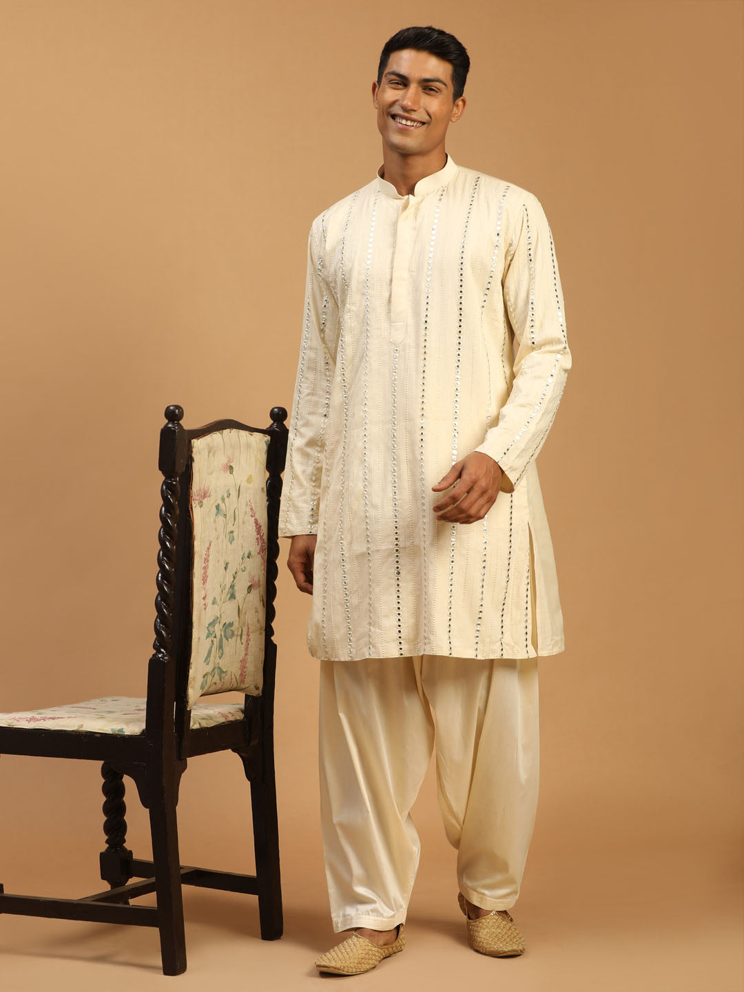 SHRESTHA By VASTRAMAY Men's Cream Mirror Kurta