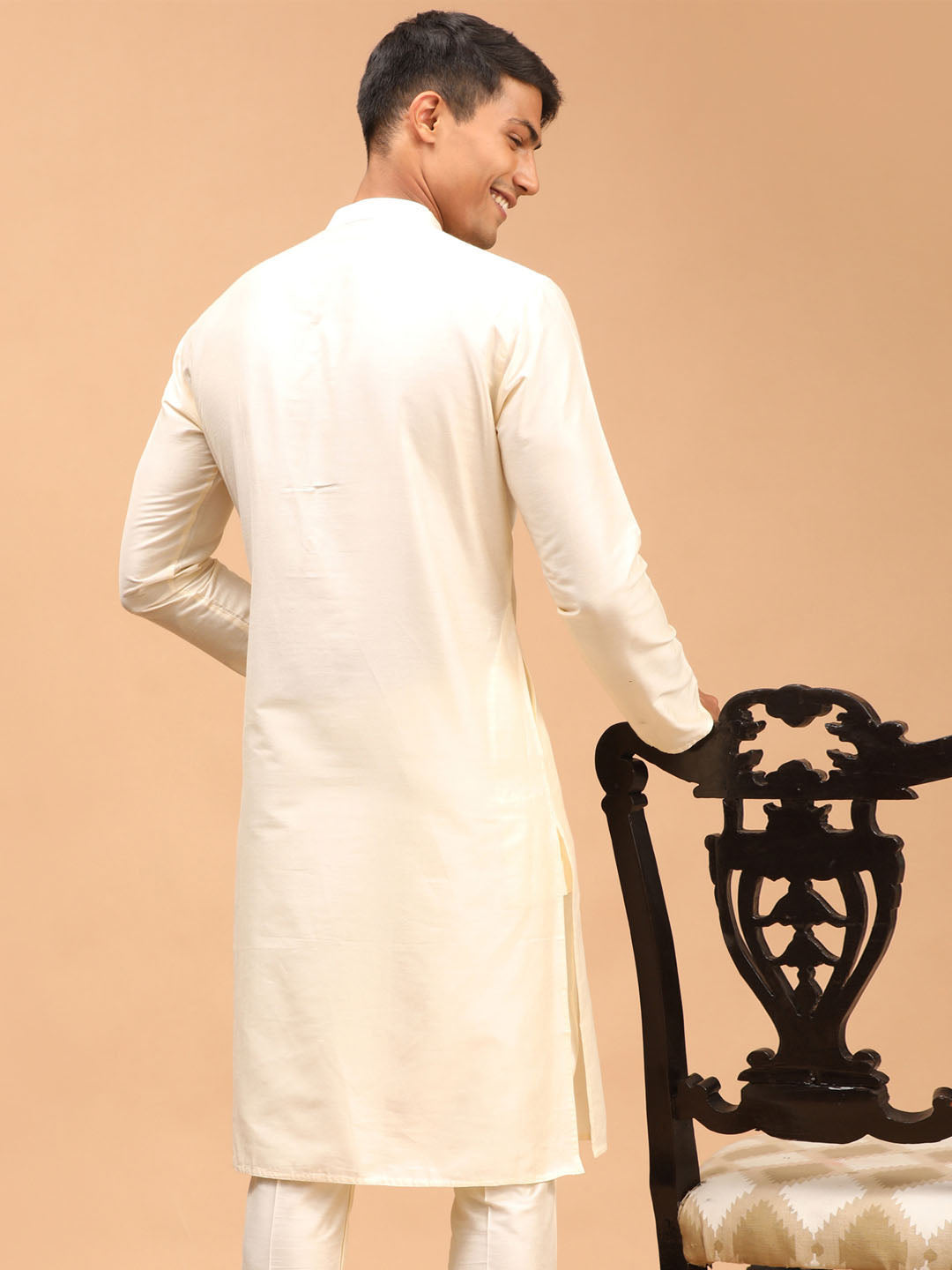 SHRESTHA By VASTRAMAY Men's Cream Viscose Kurta