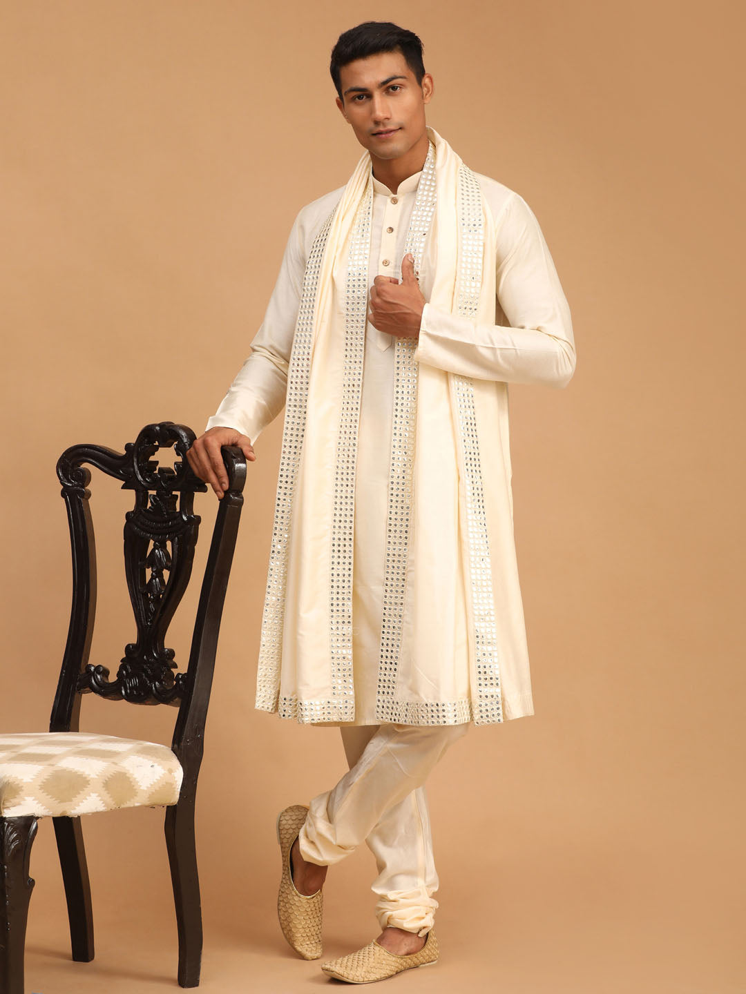 Vastramay Men's Cream Viscose Kurta Pyjama And Dupatta Set