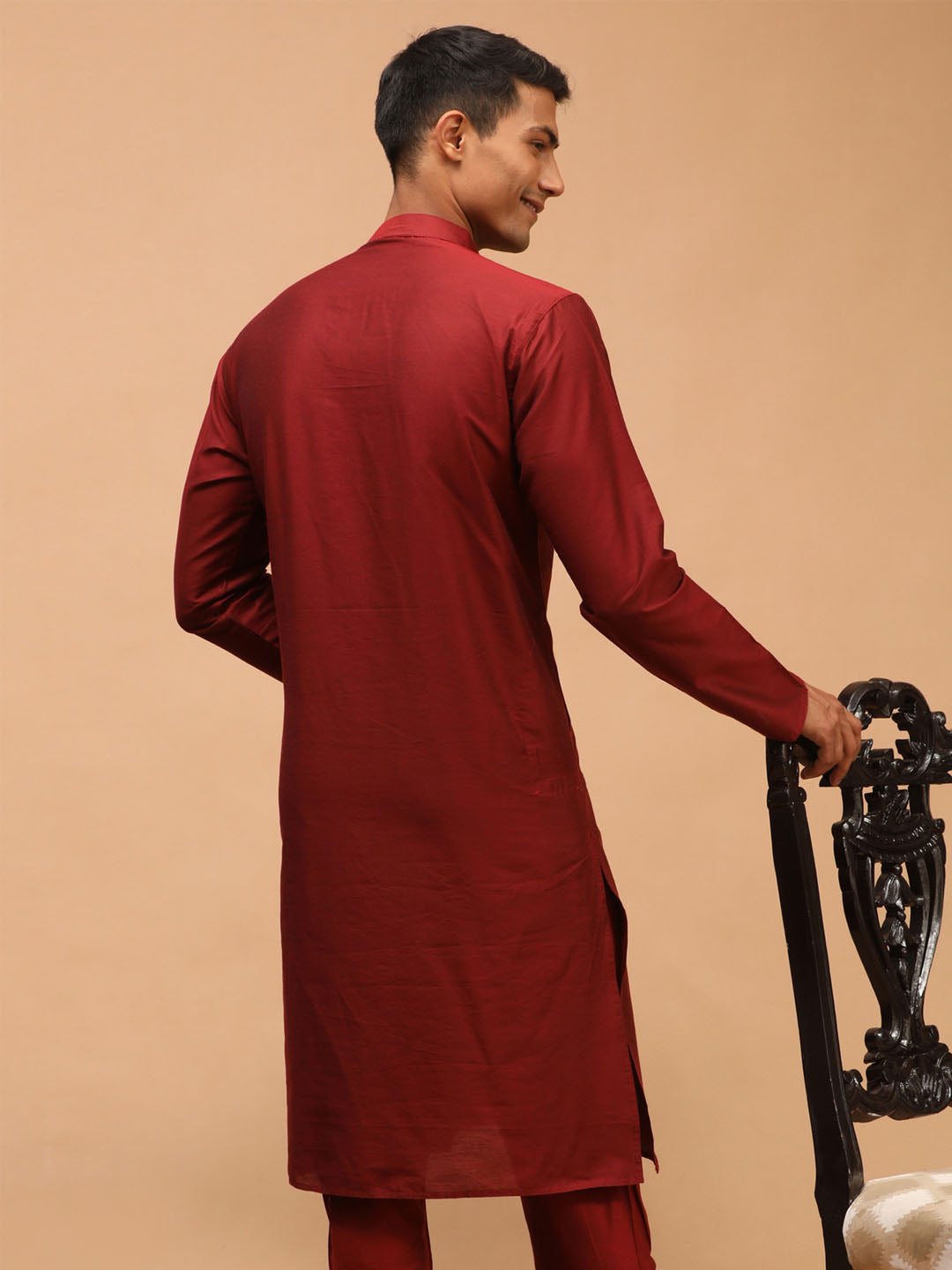 SHRESTHA By VASTRAMAY Men's Maroon Viscose Kurta