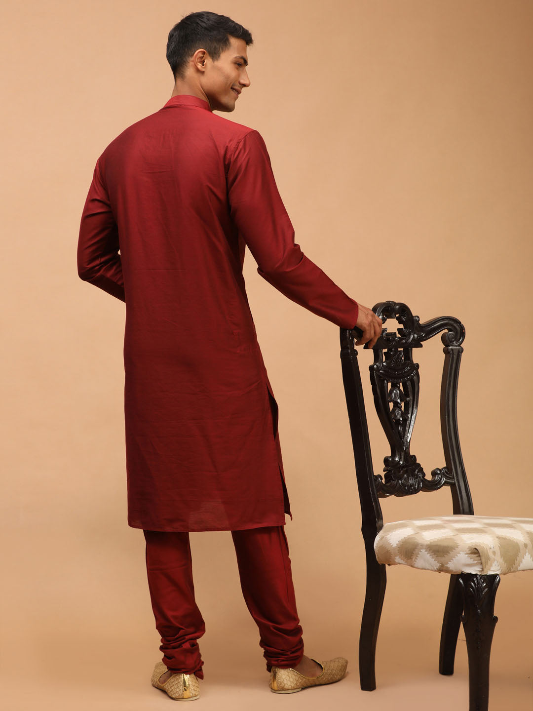 Vastramay Men's Maroon Viscose Kurta Pyjama Set