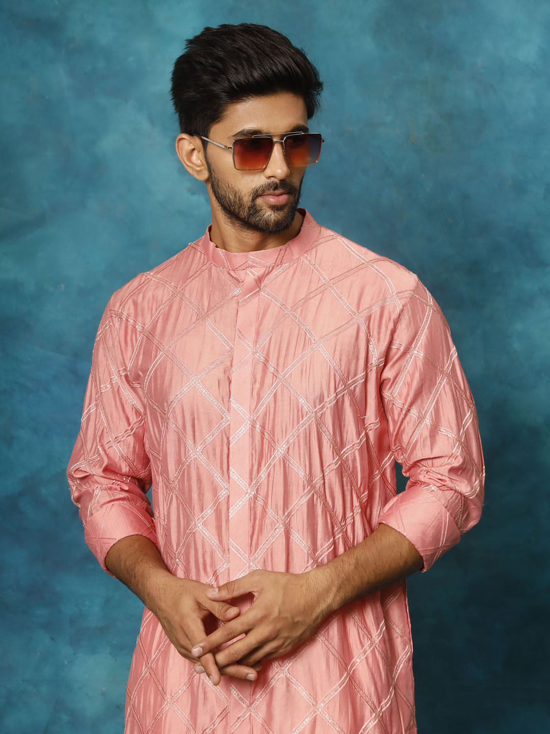 SHRESTHA BY VASTRAMAY Men's Onion Pink Embellished Kurta