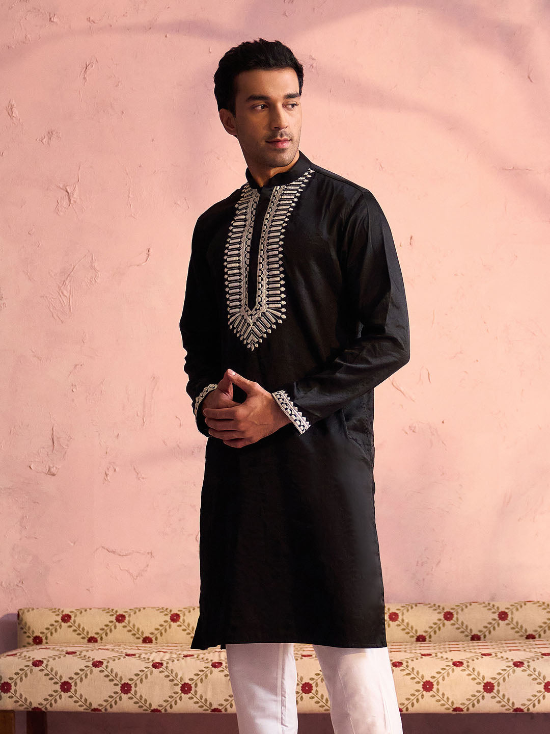 SHRESTHA BY VASTRAMAY Men's Black Silk Machine Embroidered Kurta