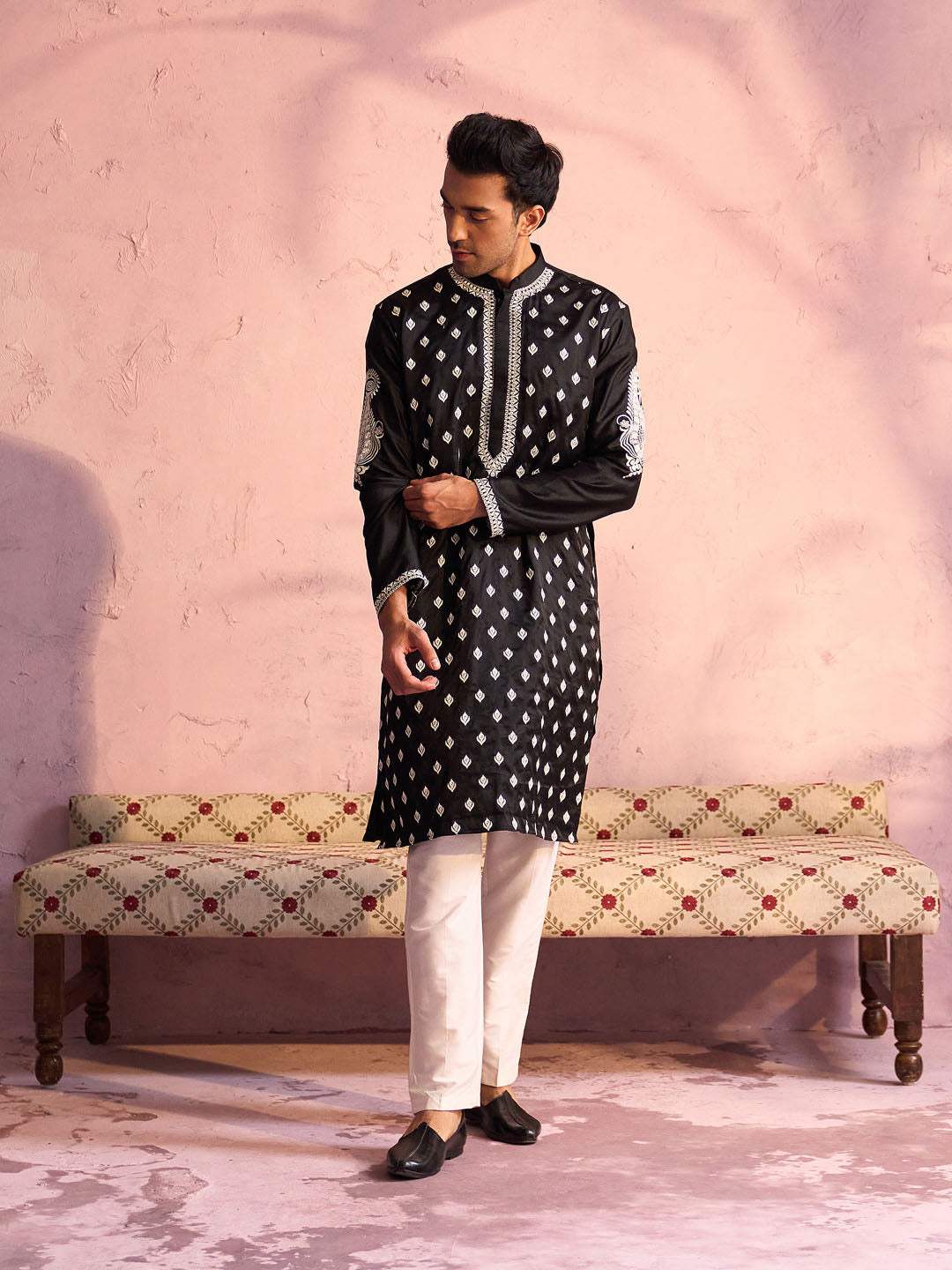 Vastramay Men's Black Silk Embroidered Ethnic Kurta With Pant Set