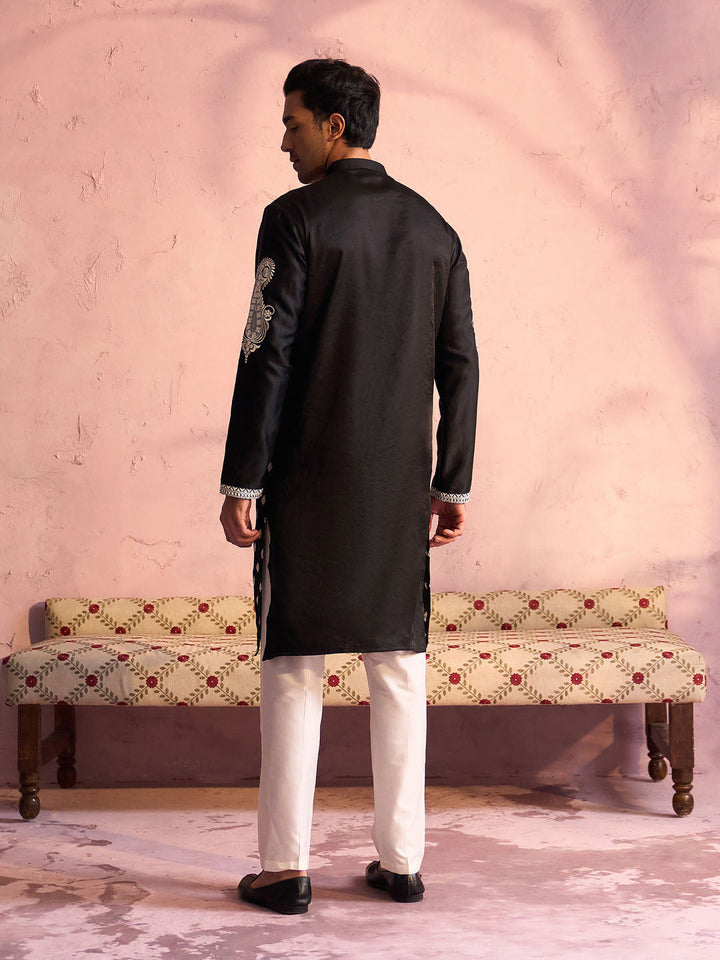 Vastramay Men's Black Silk Embroidered Ethnic Kurta With Pant Set