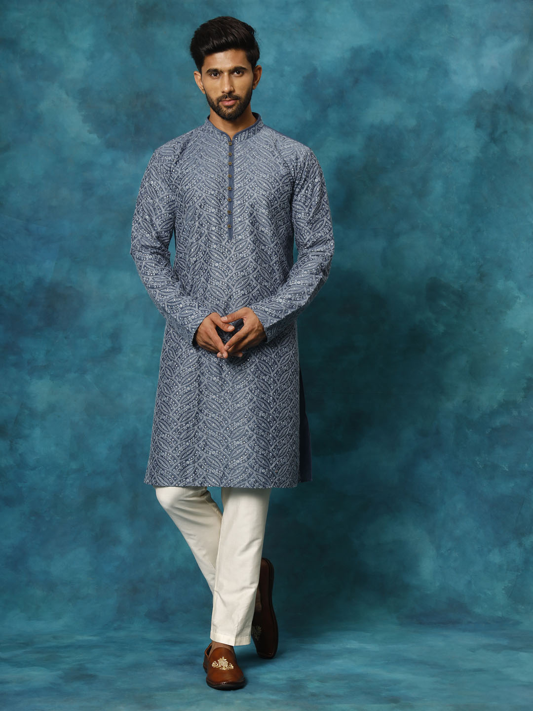 Vastramay Men's Grey Cotton Schiflli Kurta Pant Set