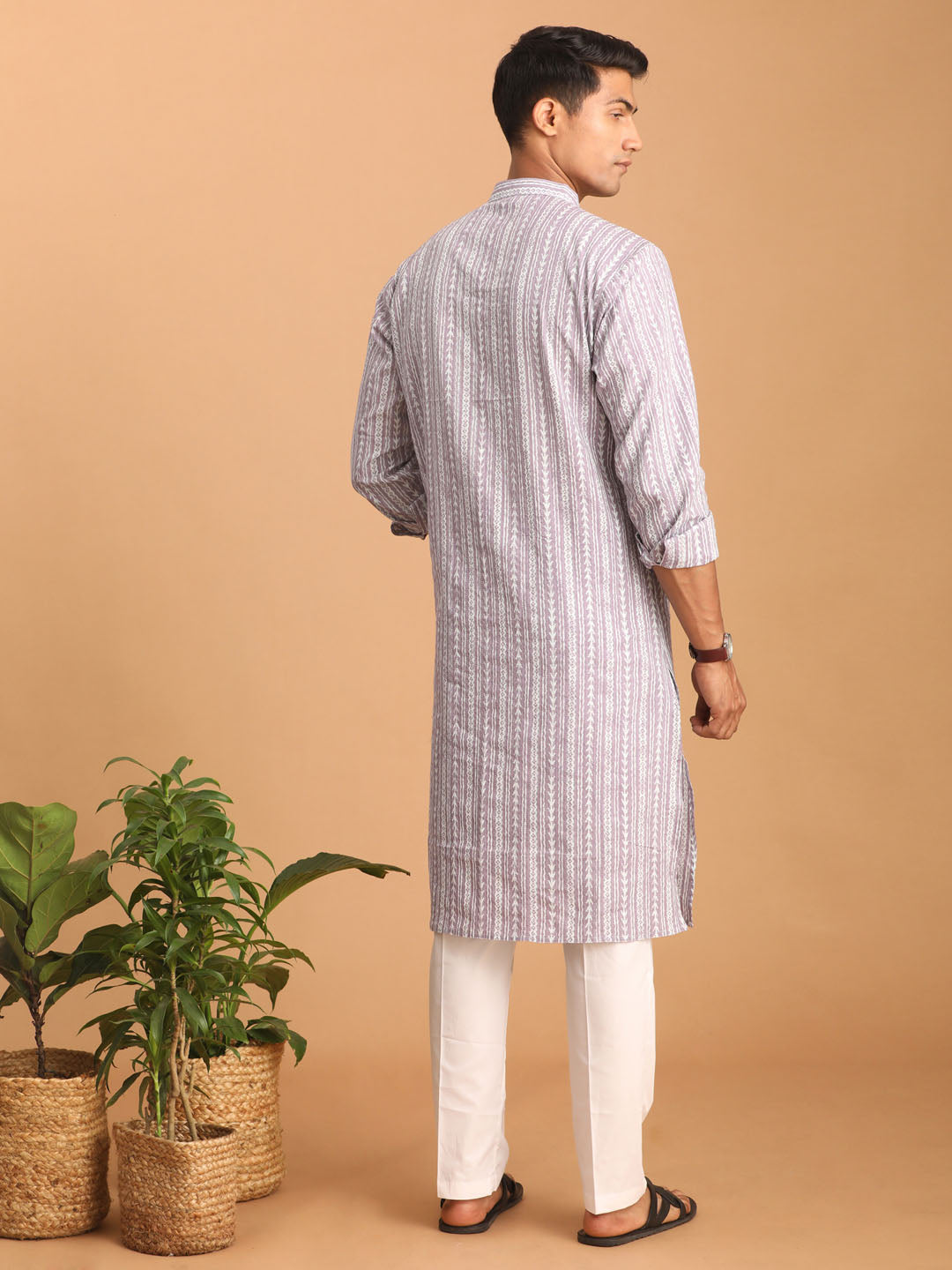 VASTRAMAY Men's Purple And White Batik Printed Kurta with White Pant Set