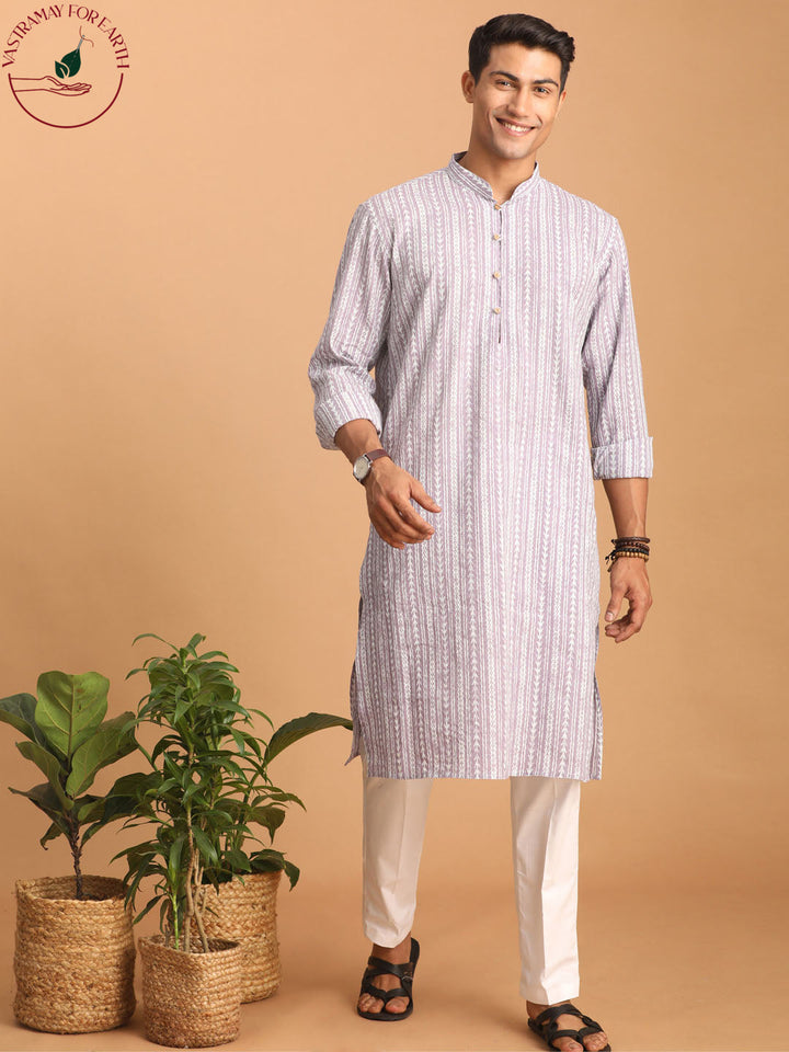 VASTRAMAY Men's Purple And White Batik Printed Kurta with White Pant Set