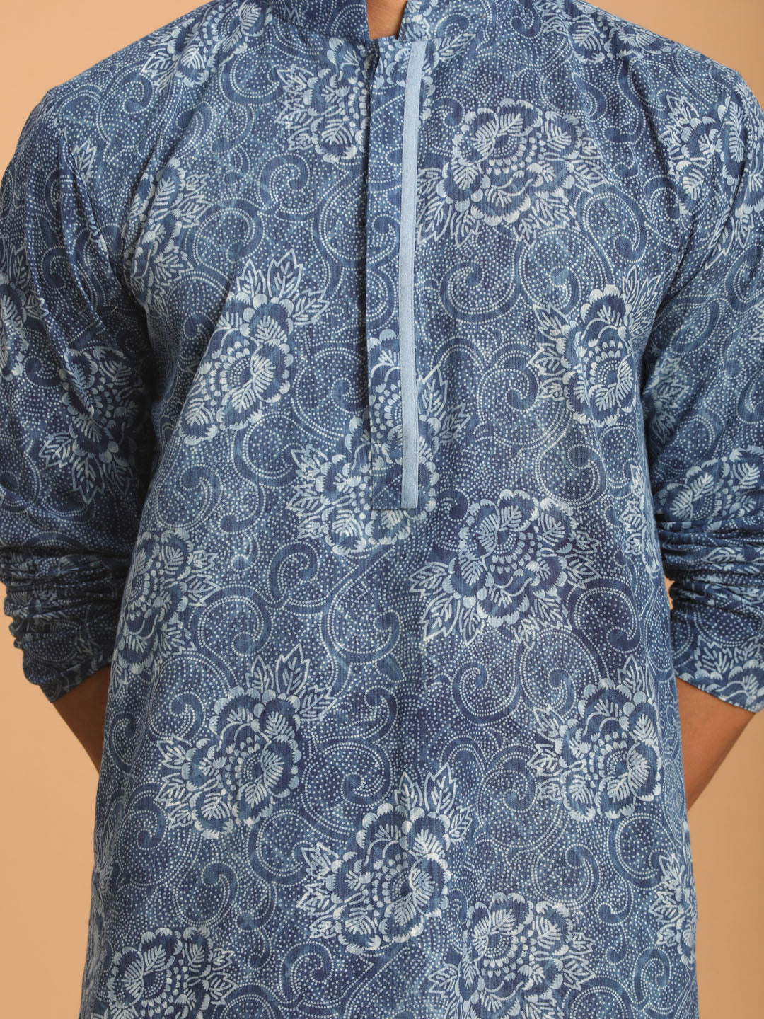 SHVAAS By VASTRAMAY Men's Blue Dot Printed Denim Kurta