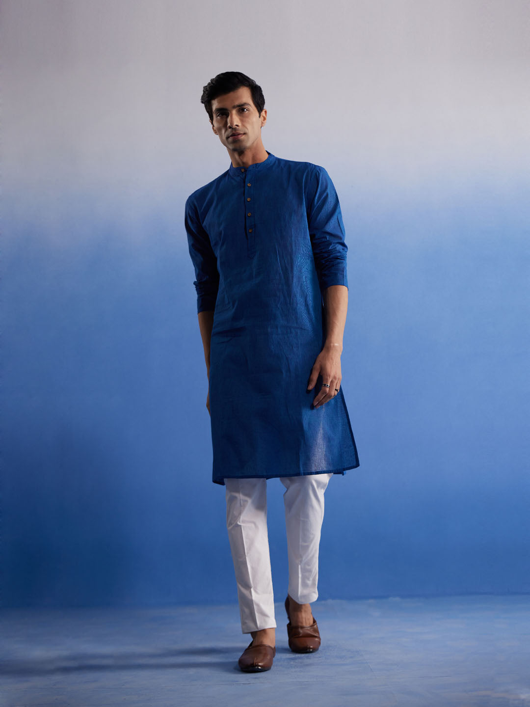 VASTRAMAY Men's Blue Pure Cotton Handloom Kurta Pyjama Set