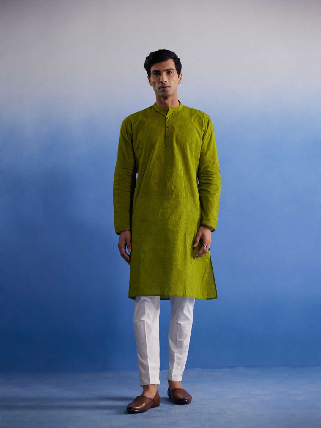 VASTRAMAY Men's Green Pure Cotton Handloom Kurta Pyjama Set