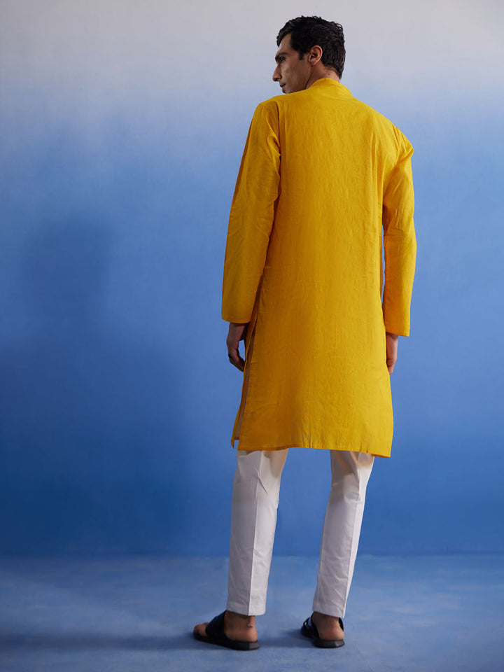 Vastramay Men's Mustard And White Pure Cotton Kurta Pyjama Set