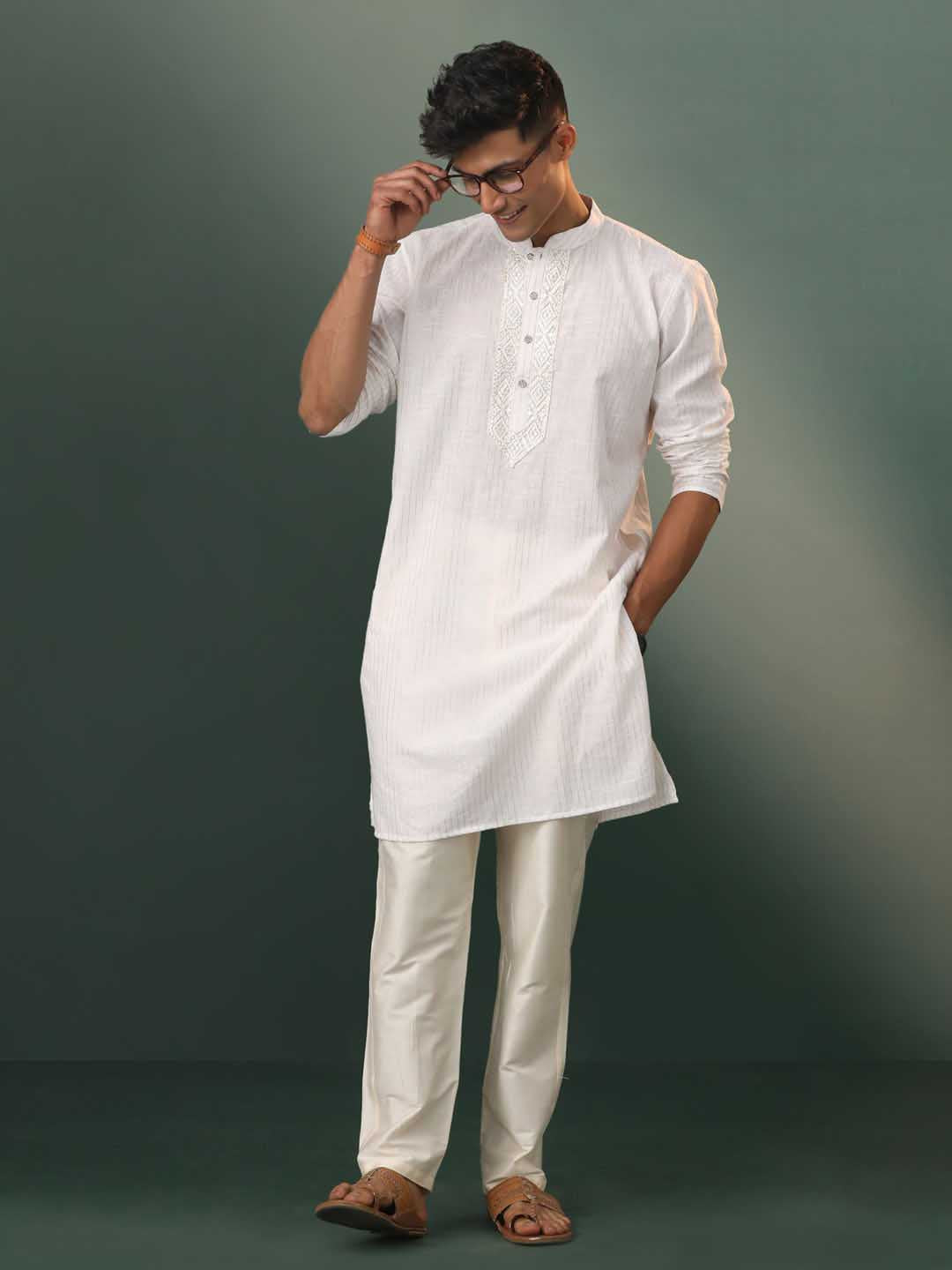 VASTRAMAY Men's White Jacquard Cotton Kurta Pyjama Set