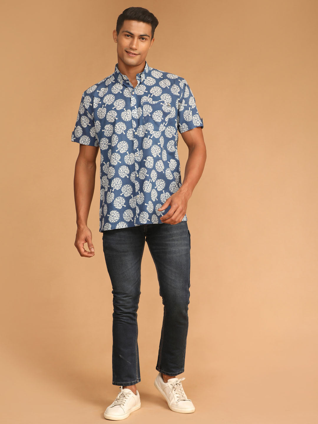 VASTRAMAY Men's Blue Printed Short Sleeve Shirt