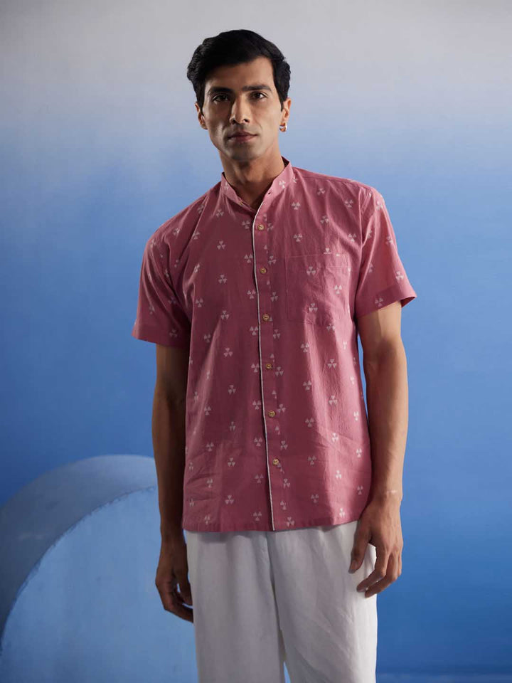 Vastramay Men's Pink Booti Jacquard Cotton Shirt with intricate floral pattern and button-down collar