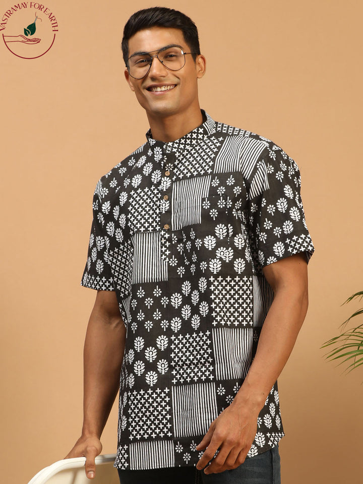 Vastramay Men's Black Printed Pure Cotton Short Kurta