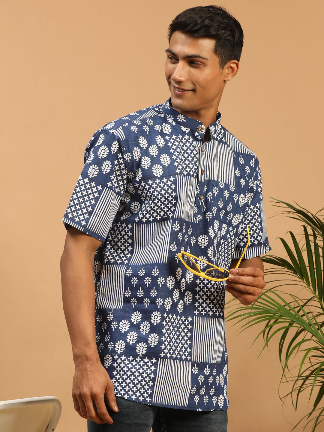 Vastramay Men's Blue Printed Pure Cotton Short Kurta