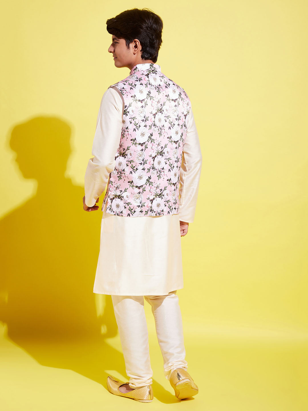 VASTRAMAY Boys Pink Floral Printed Nehru Jacket With Cream Kurta And Pyjama Set