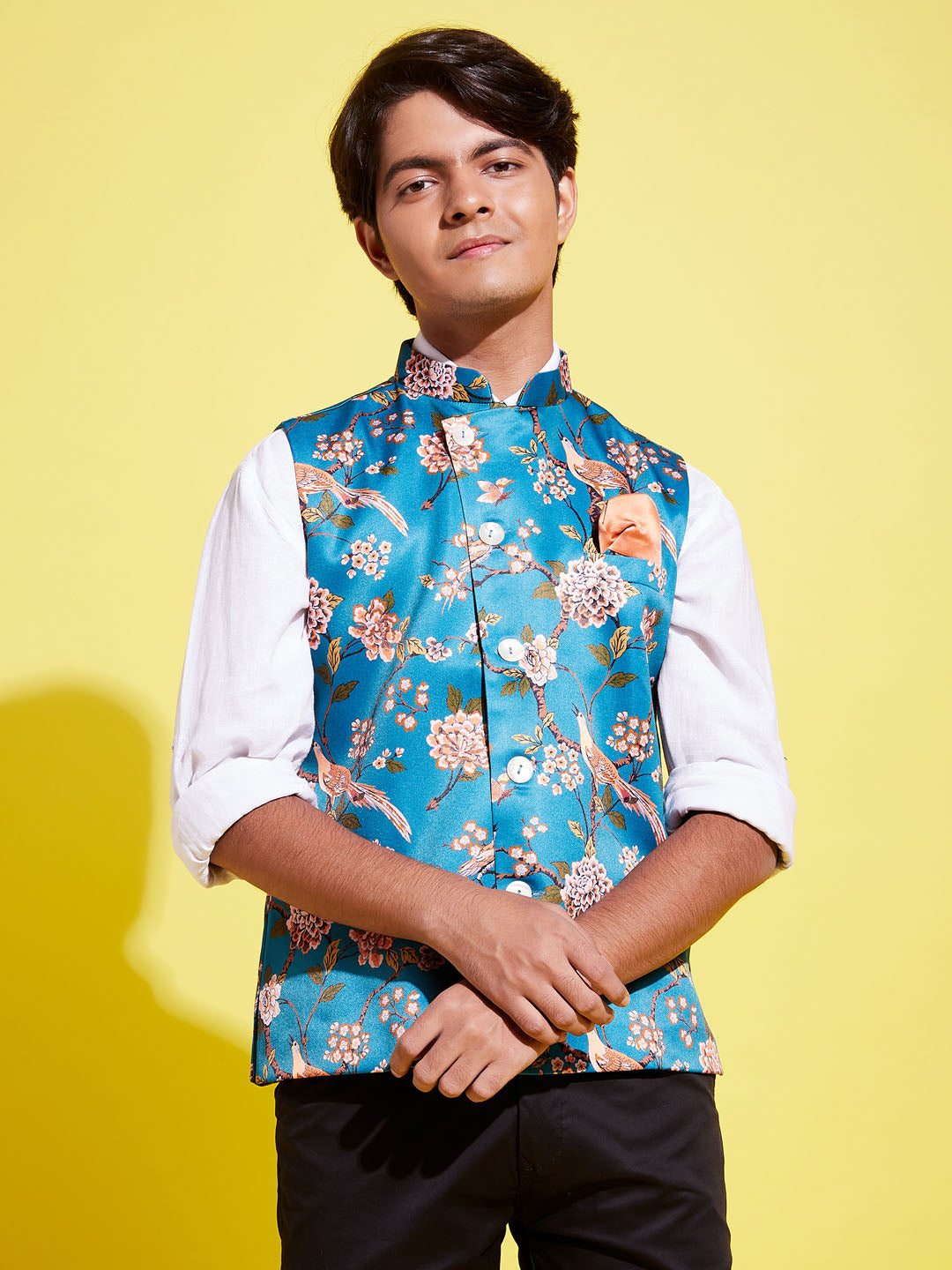 VASTRAMAY Boys Multicolor-Base-Peach Floral Printed Nehru Jacket