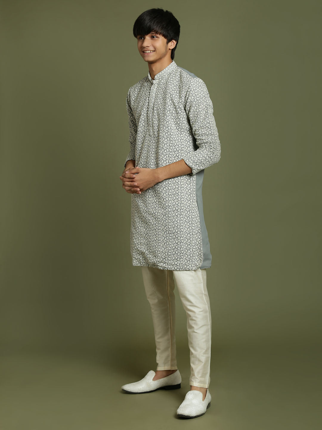 VASTRAMAY Boys' Grey Georgette Chikankari Kurta Pyjama Set