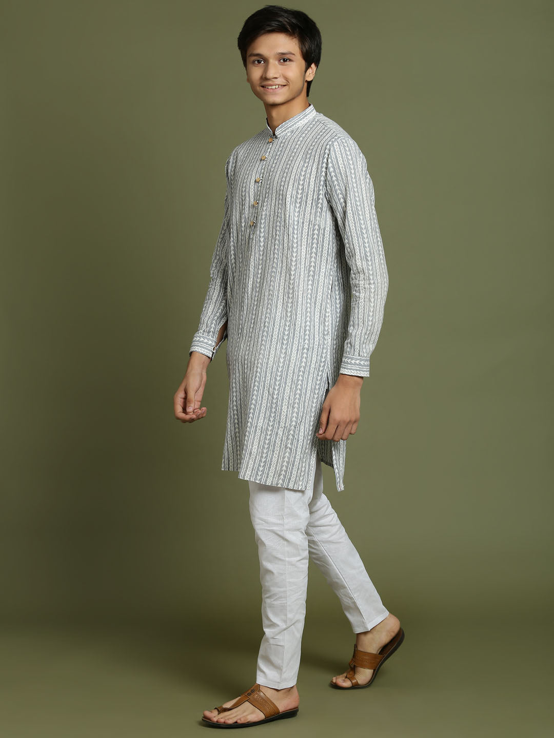 YUVA BY VASTRAMAY Boys' Grey Woven Kurta With White Pyjama Set