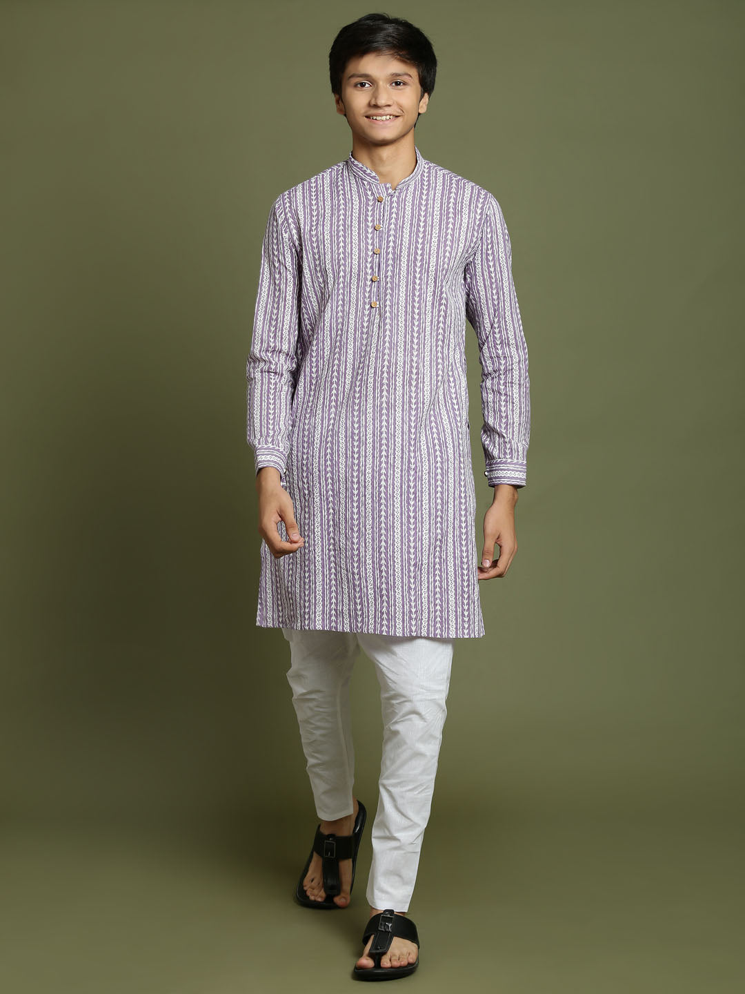 YUVA BY VASTRAMAY Boys' Purple Woven Kurta With White Pyjama Set