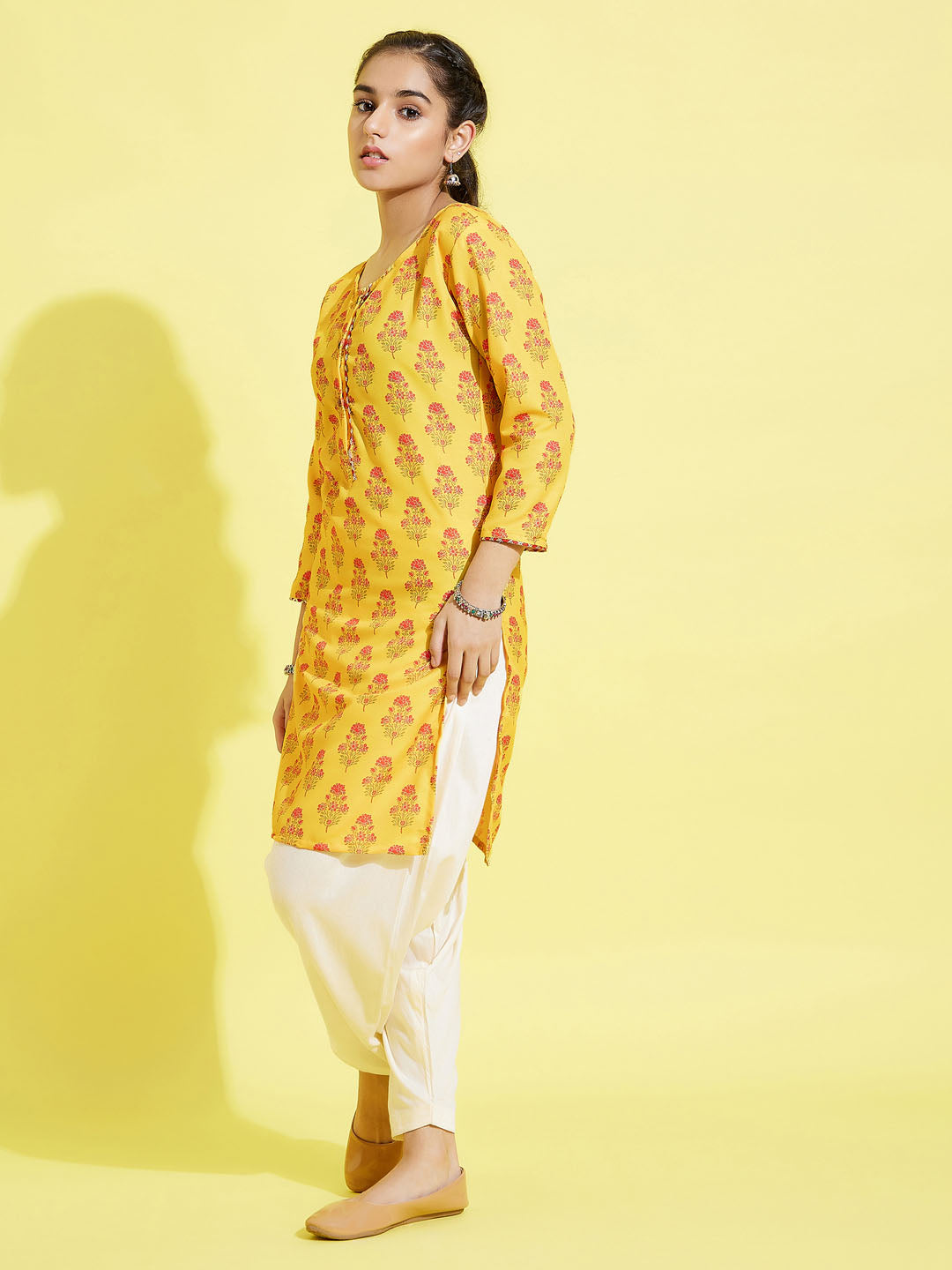 VASTRAMAY Girls' Mustard And Cream Printed Linen Kurta And Patiala Set