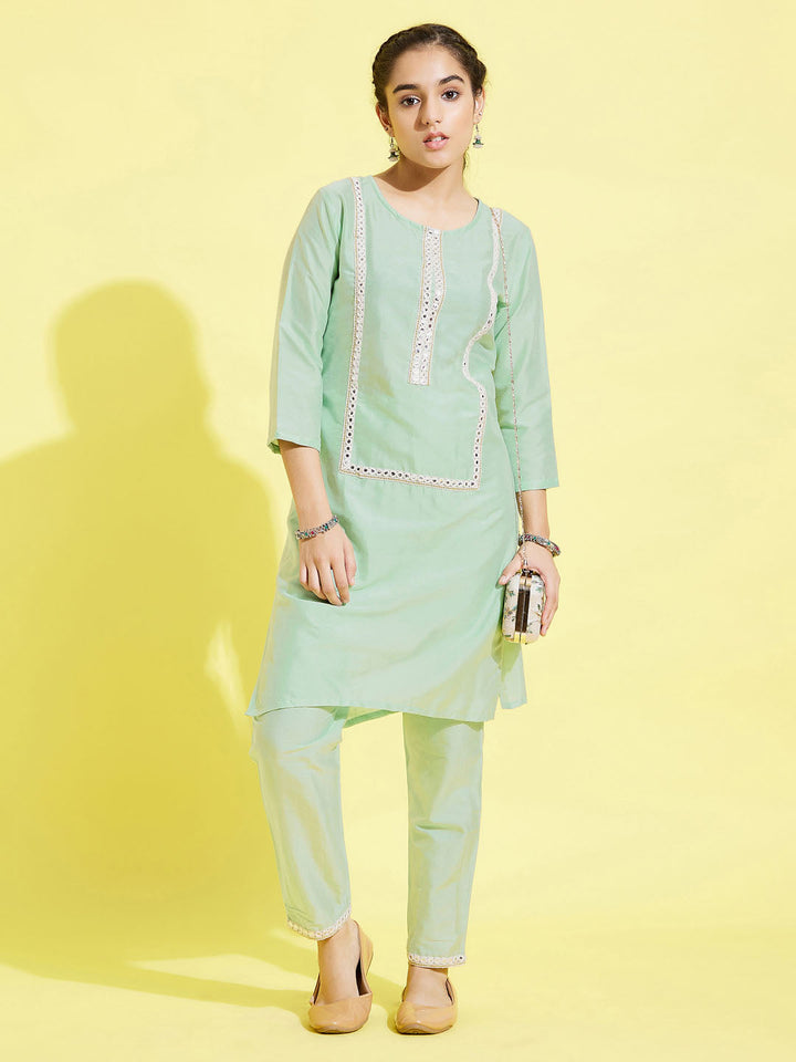 VASTRAMAY Girls' Mint Green Viscose Kurta And Straight Pant Set