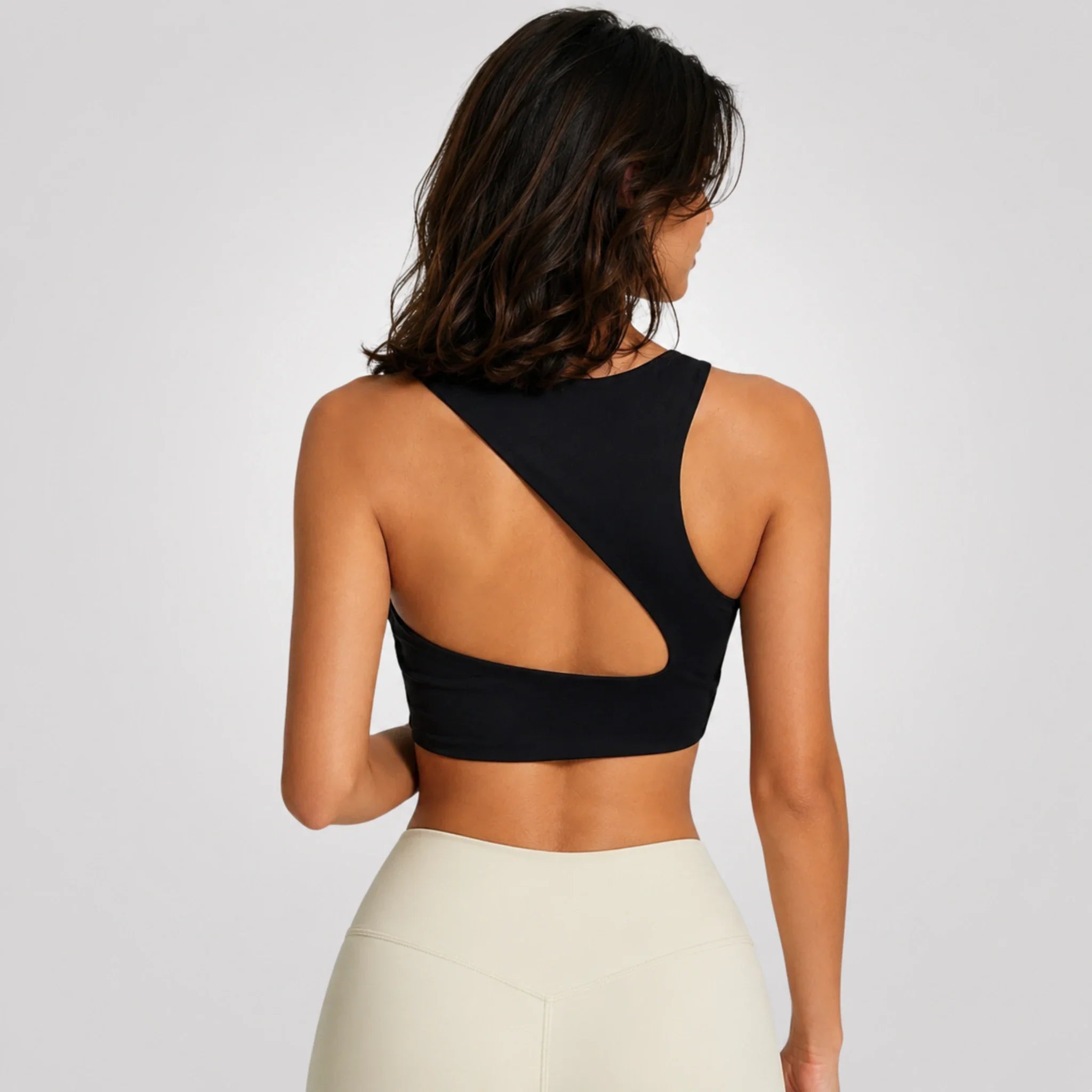 Lova — Open-Back Sports Bra  - By Qivii