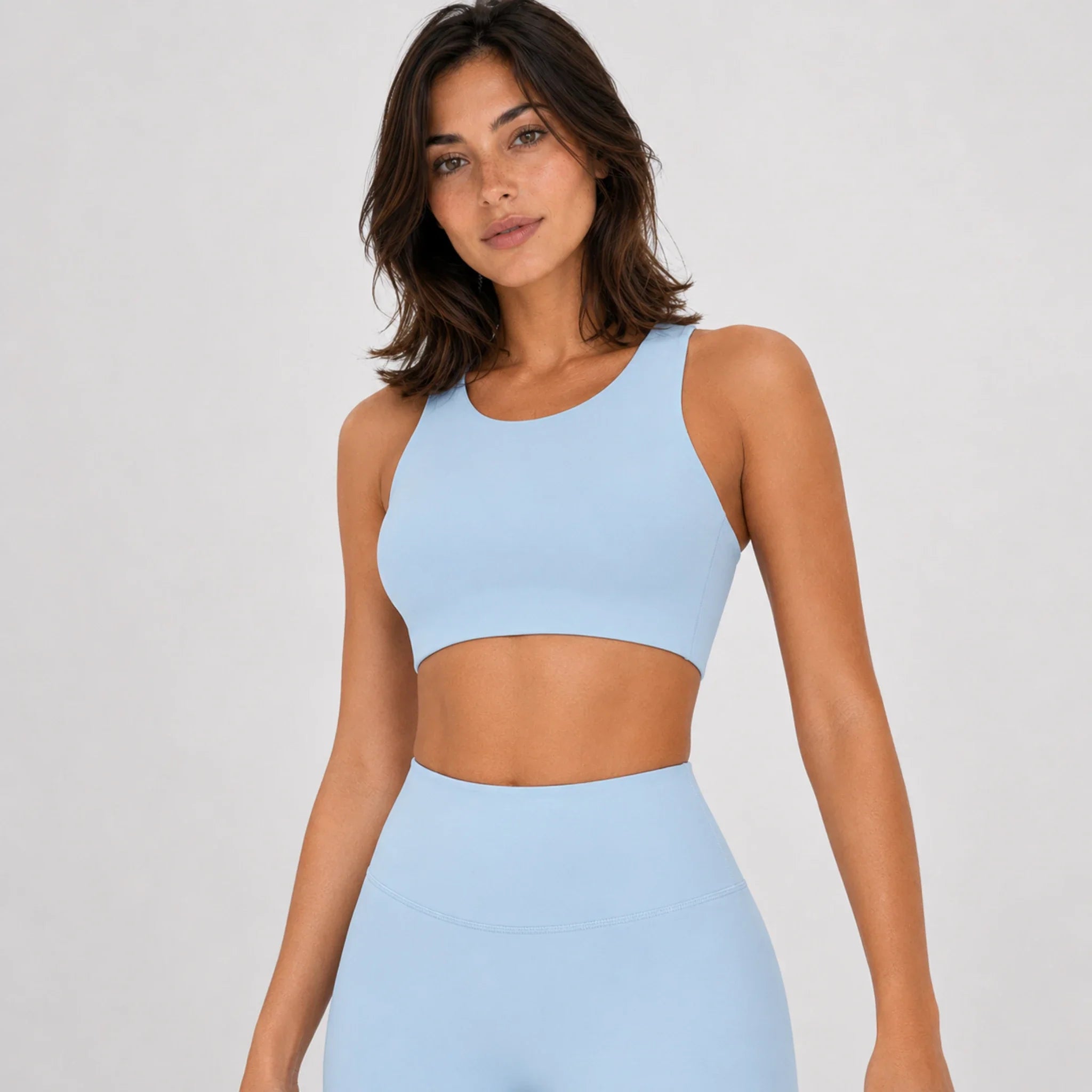 Lova — Open-Back Sports Bra  - By Qivii