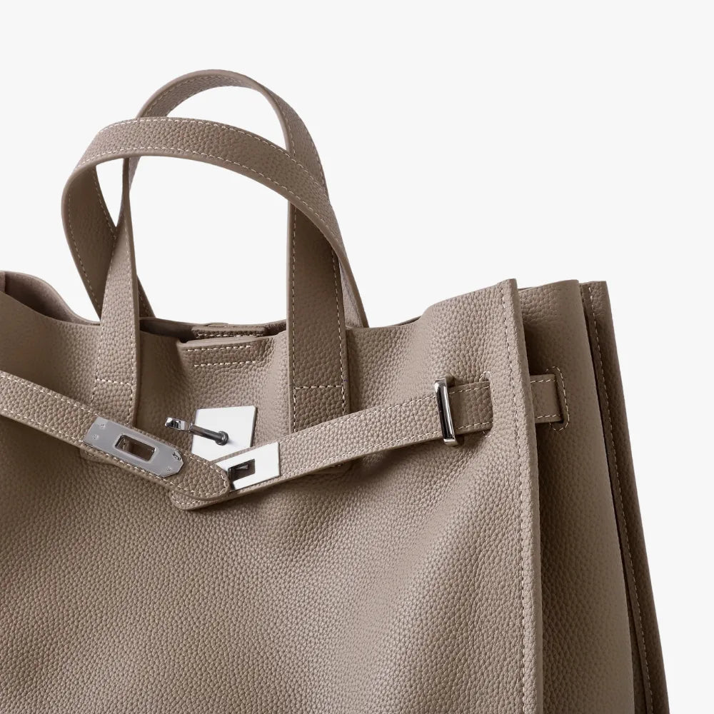 Loha | Tote Bag  - By Qivii
