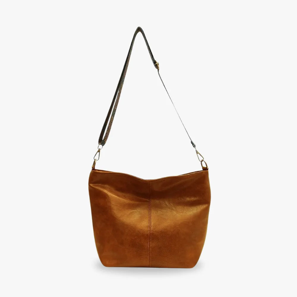 Boyah | Crossbody Bag  - By Qivii